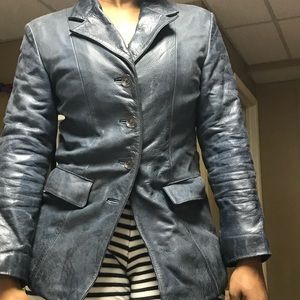 VERY CUTE JACKET WITH A LOT OF WEAR